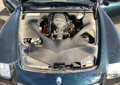 2006 Maserati Quattroporte M139 z USA, uszkodzony, nr VIN ZAMCE39A160026655